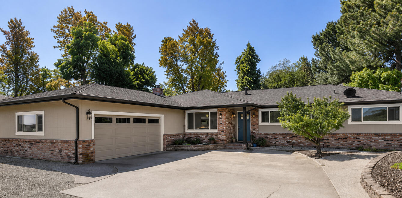 RANCH HOUSE
